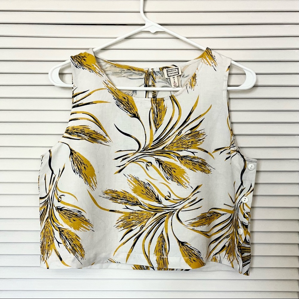 Modern Vintage Linen Cropped Floral Tank